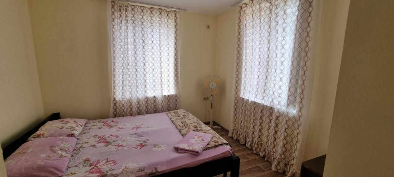 Guest House Mushmula New Athos ภายนอก รูปภาพ