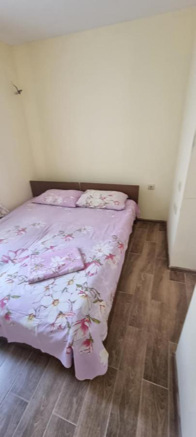 Guest House Mushmula New Athos ภายนอก รูปภาพ