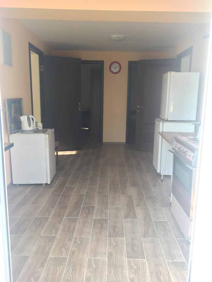 Guest House Mushmula New Athos ภายนอก รูปภาพ